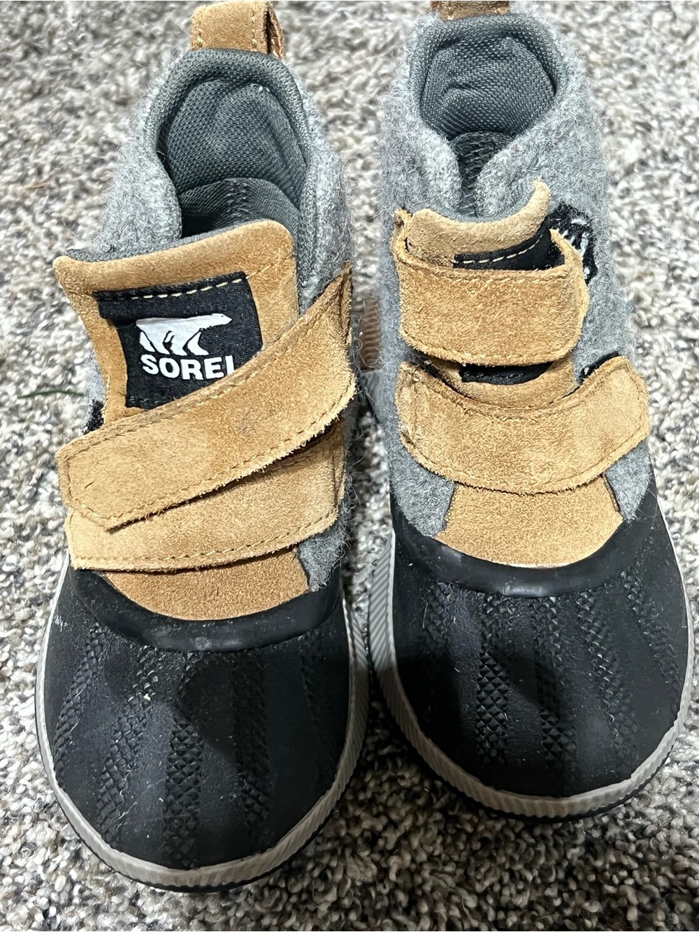Sorel Kids Gray, Black & Tan Hook-and-Loop Winter Boots
